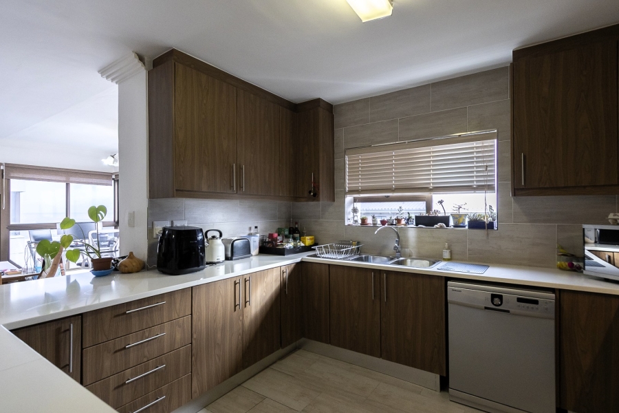 3 Bedroom Property for Sale in Strand North Western Cape